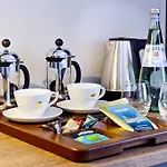 Logierhaus Rheintoreins Hotel