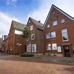 Hotel Logierhaus Rheintoreins Rees