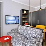 Logierhaus Rheintoreins Hotel
