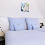 Hotel Logierhaus Rheintoreins