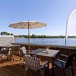 Hotel Logierhaus Rheintoreins 3*
