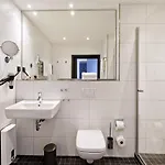Logierhaus Rheintoreins Hotel