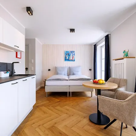 Logierhaus Rheintoreins ريز