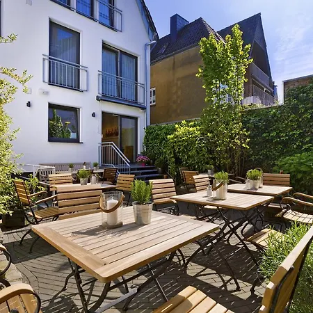 Logierhaus Rheintoreins Hotell