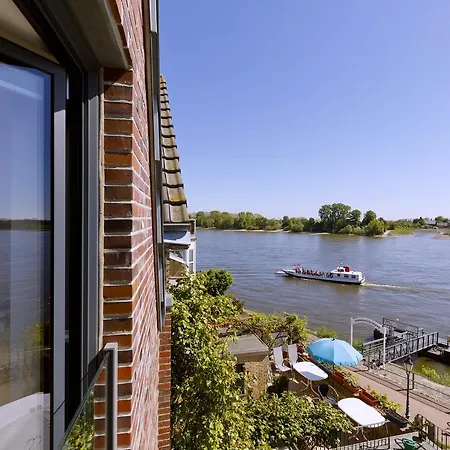 Logierhaus Rheintoreins Hotell 3*