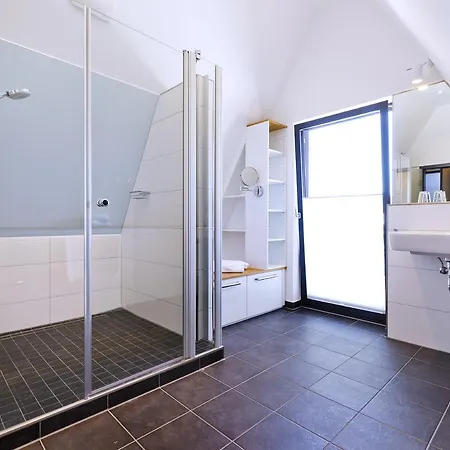 Logierhaus Rheintoreins Hotell Rees