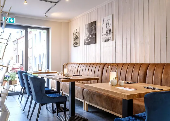 Logierhaus Rheintoreins 3* ريز