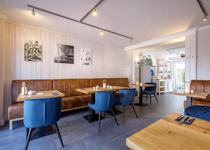 Logierhaus Rheintoreins فندق