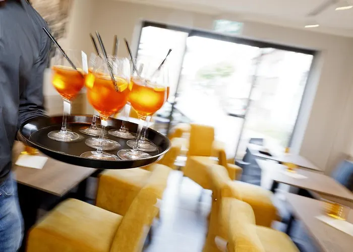 Logierhaus Rheintoreins Hotel