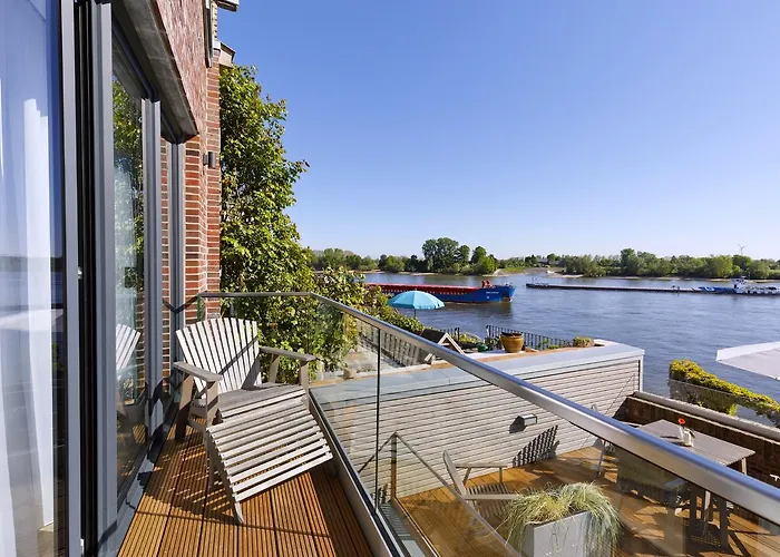 Logierhaus Rheintoreins Hotel Rees