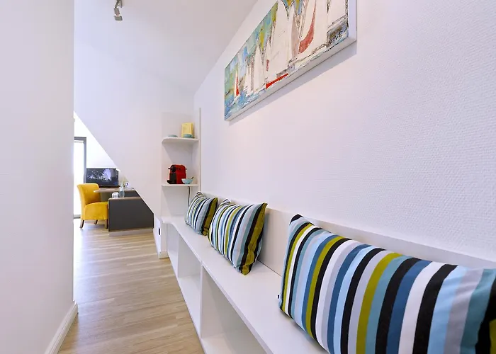 Logierhaus Rheintoreins