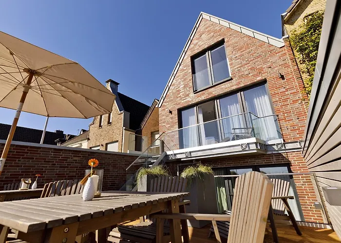 Logierhaus Rheintoreins 3*